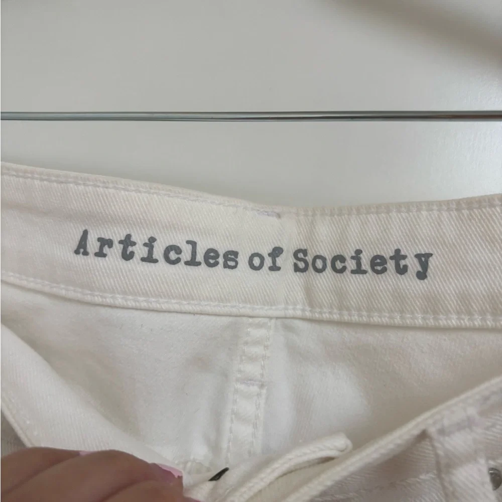 Articles Of Society White Ankle Cropped Jeans - Picture 2 of 6